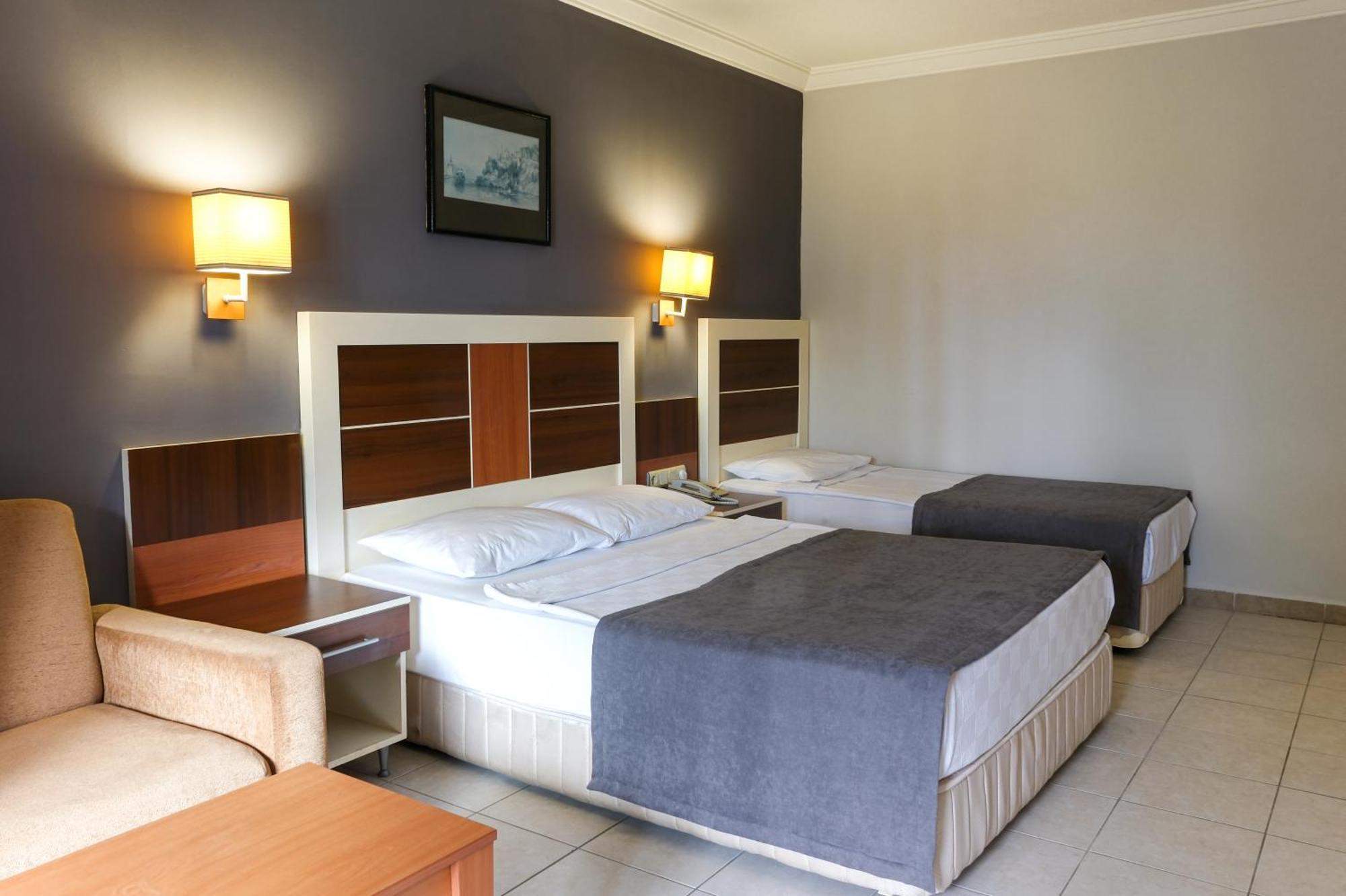 Kaila Krizantem Hotel Аланя Екстериор снимка
